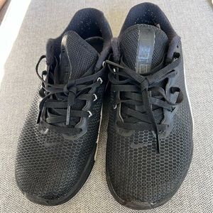 Nike metcons womens size 6